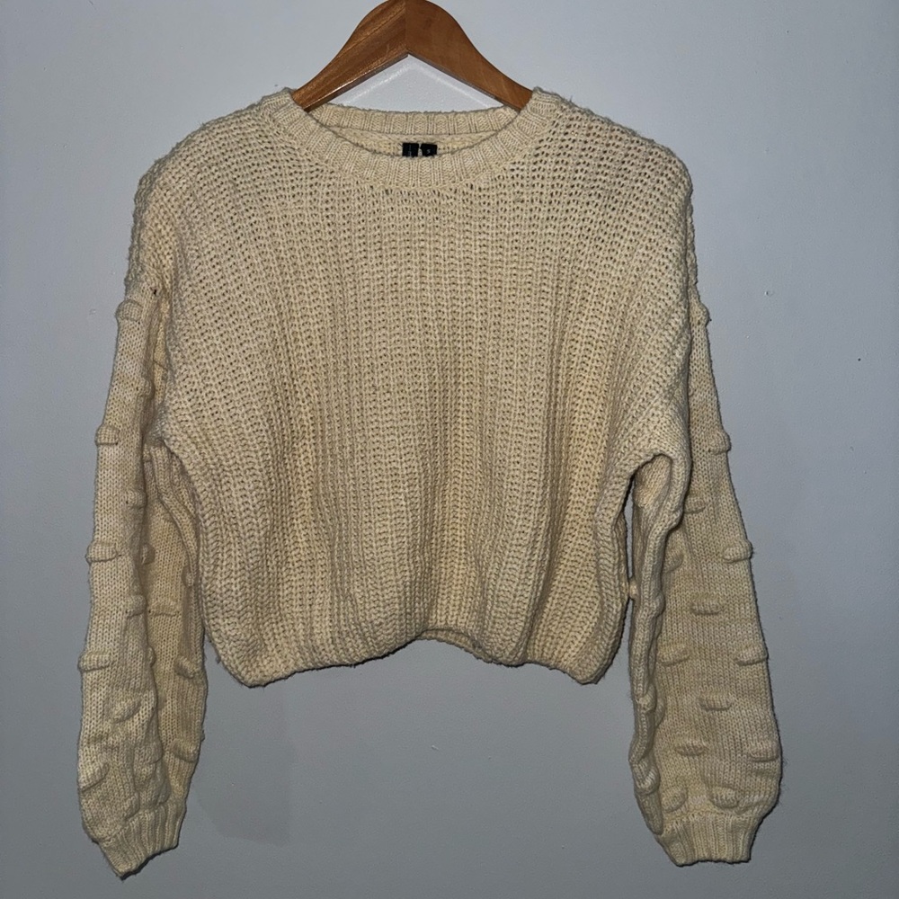 moon & madison Cream Crew Neck Sweater with Chunky Knit and Relaxed Fit